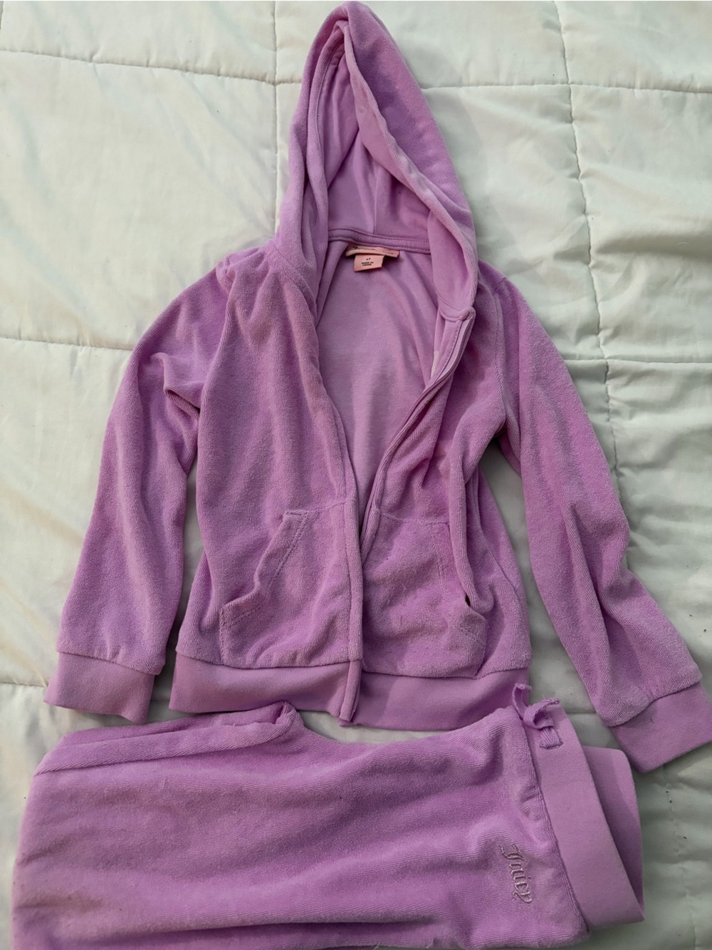 Juicy Couture Kids Lavender Hoodie and Jogger Pajama Set